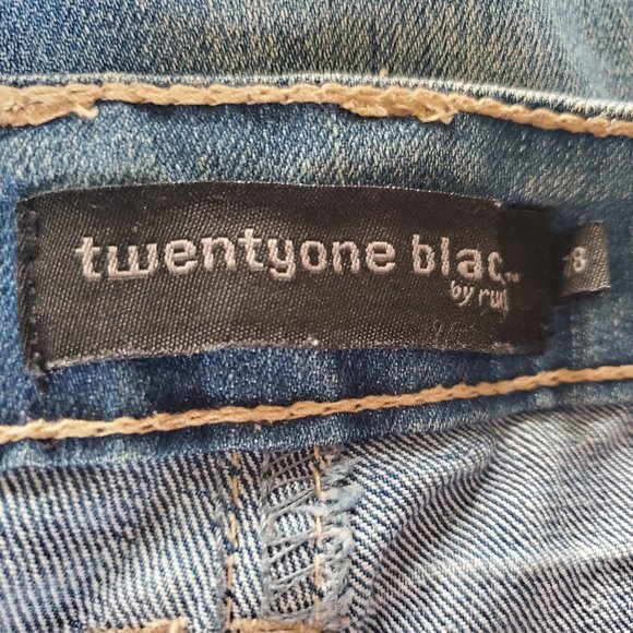 TWENTYONE BLACK STRETCH DISTRESSED EMBELLISHED SKINNY JEANS - Picture 8 of 8